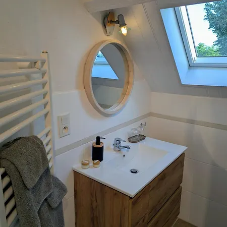 Lots Of Bed & Breakfast 3*